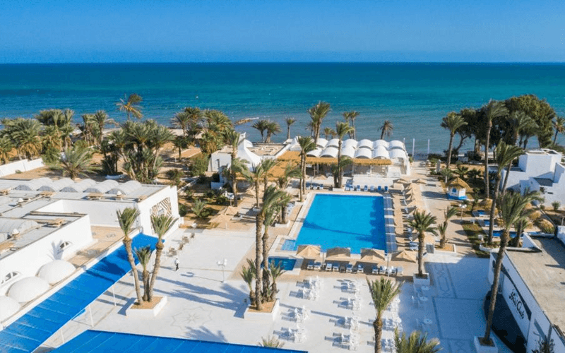 Hari Club Beach Resort