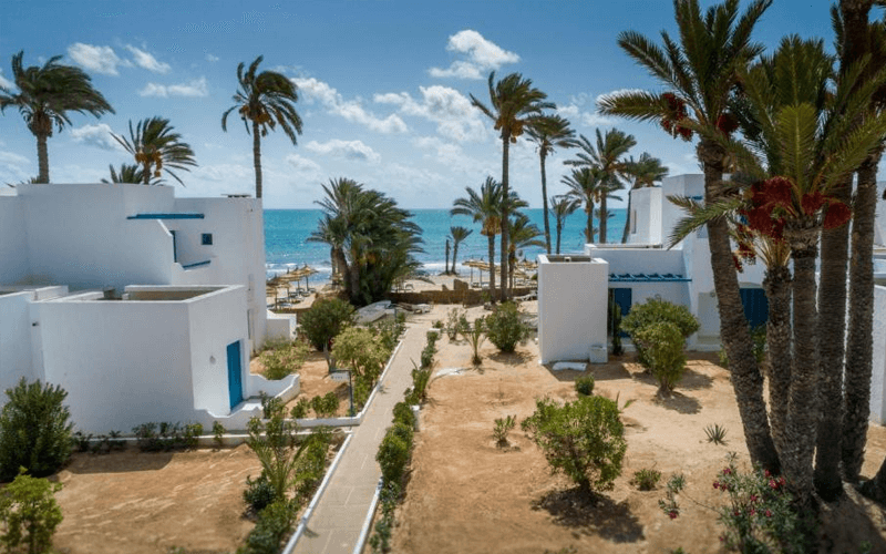 Hari Club Beach Resort