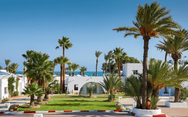 Hari Club Beach Resort